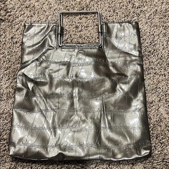 Y2K Silver Chateau Bag - Picture 1 of 4